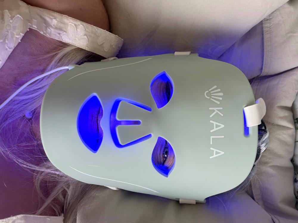 KALA Red Light Face Mask