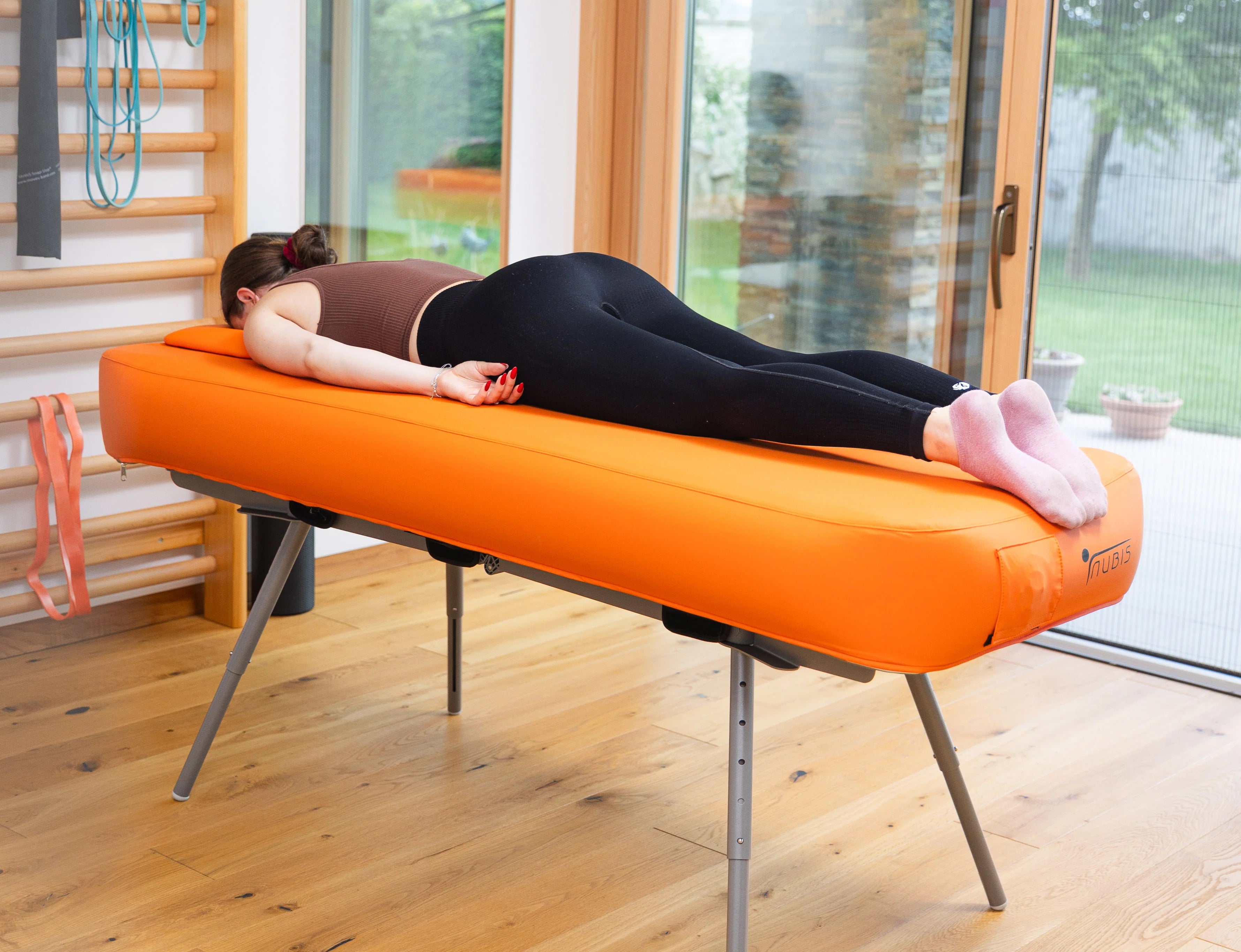 Nubis Pro 2.0 Portable Physio Table